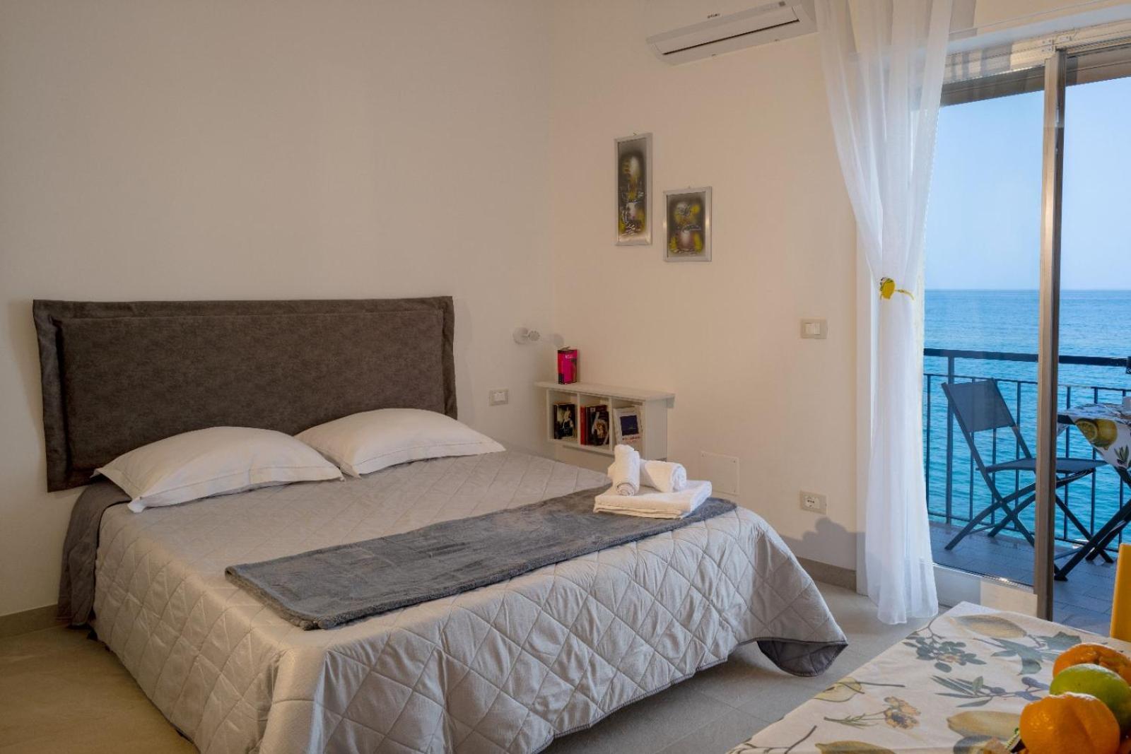 Zia Rina Apartment Naxos Джардини Наксос Екстериор снимка